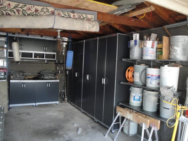 Garage makeover with Rubbermaid storage.