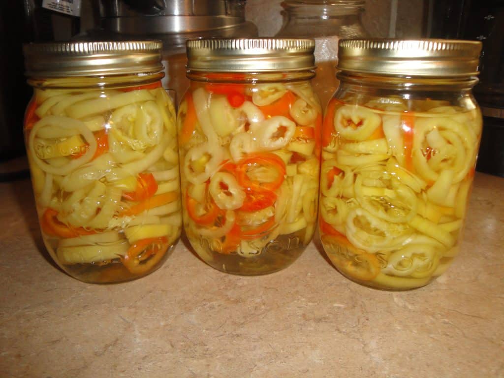 how to pickle banana peppers the right way.