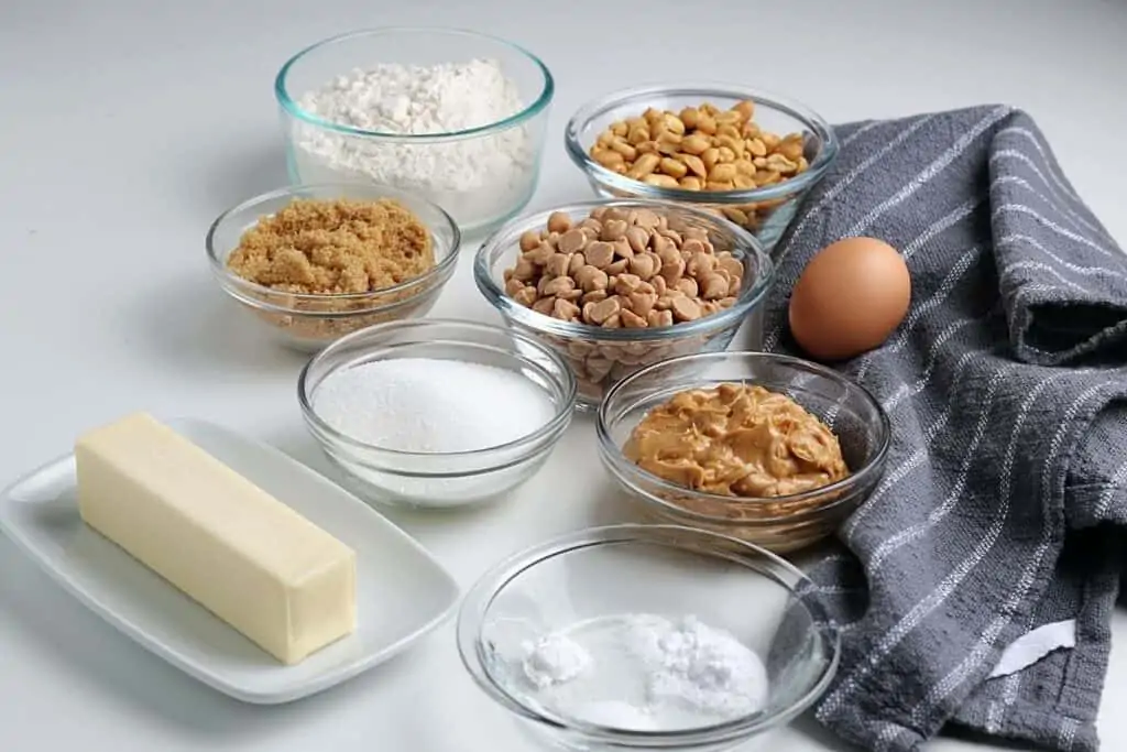 Ingredients needed to make these peanut butter cookies. 