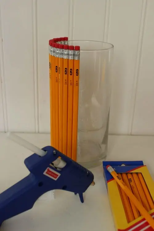 How to make pencil vase.