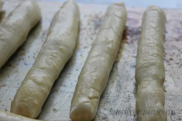 Copycat Olive Garden Breadsticks dough