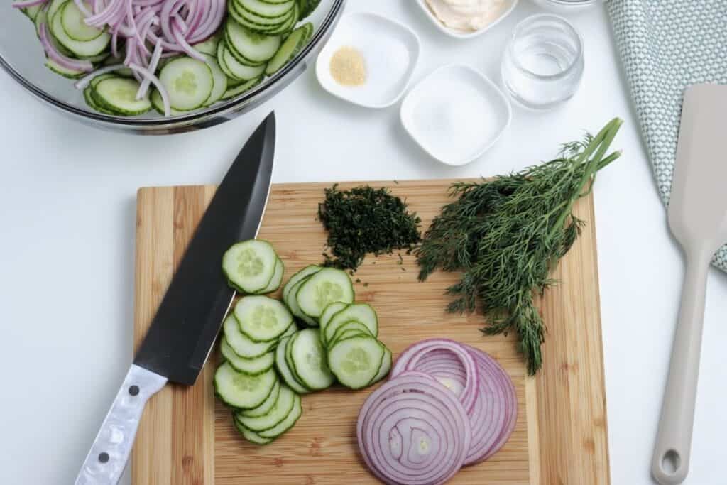 How to make a German cucumber salad.