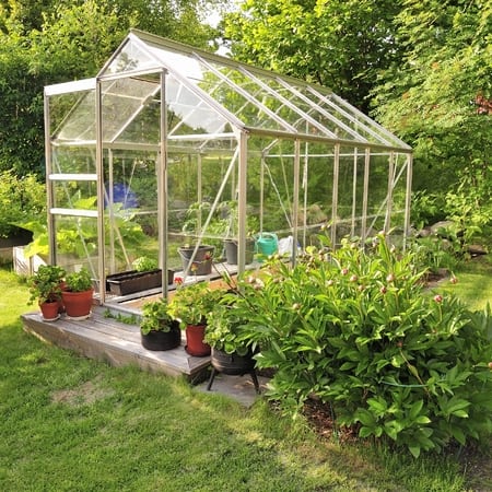 Easy Ways to Extend Your Vegetable Growing Season
