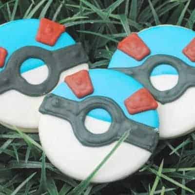 Pokemon Go (Rare) Pokeball Cookies