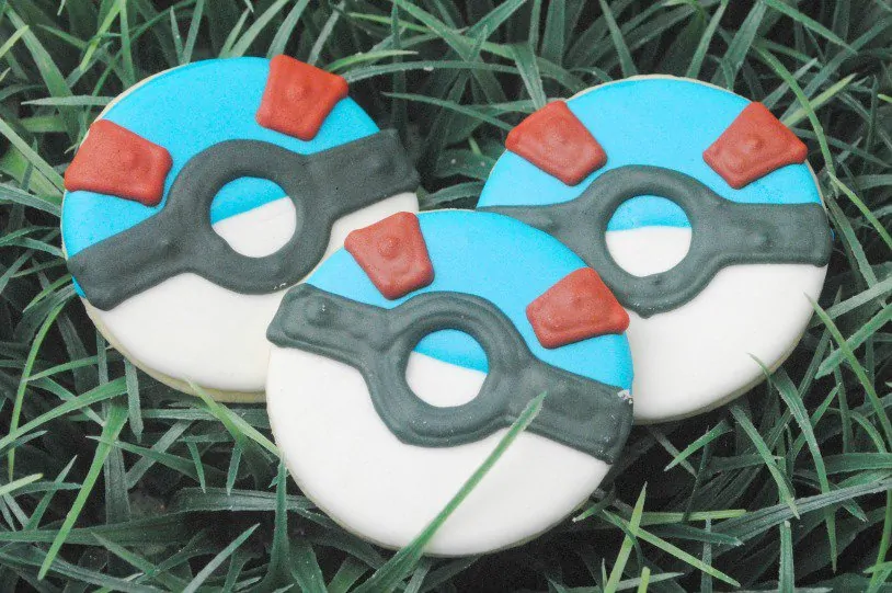 Pokemon Go (Rare) Pokeball Cookies