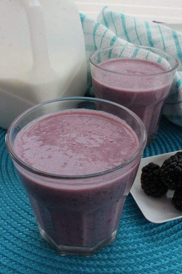 blackberry smoothie with apple juice and cocoa