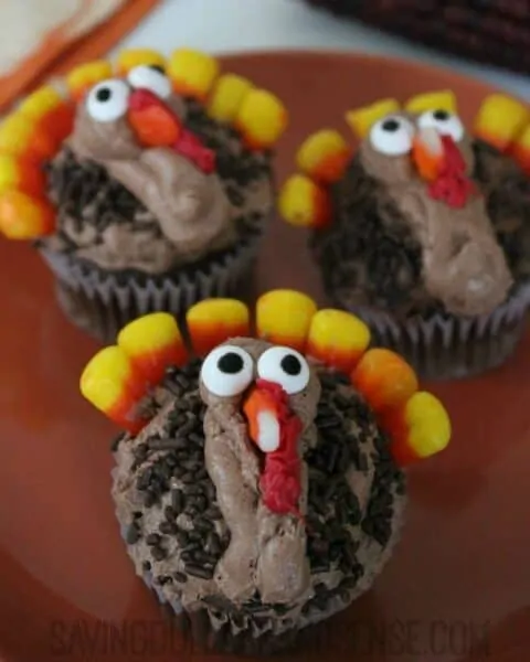 Turkey Thanksgiving cupcakes.