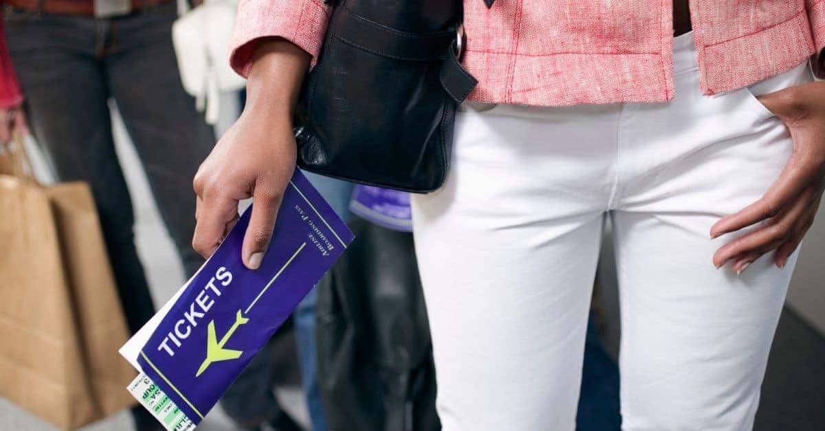 Quick Tips To Save Money on Airline Travel