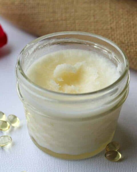 Coconut oil and vitamin E tablets for the BEST Homemade Firming Eye Cream