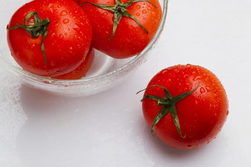 How to freeze tomatoes.