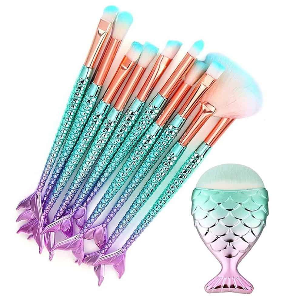 Mermaid makeup brushes, 11 count.