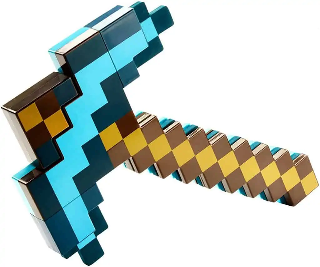 Transforming sword and pick axe 