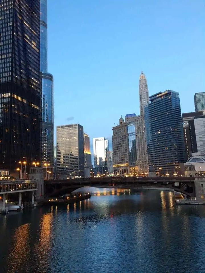 A large body of water in the city of Chicago. 