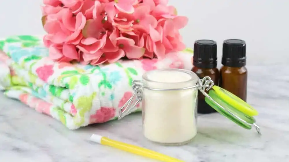 DIY Cuticle Softener