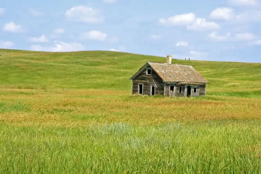 The history of homesteading and how to start.