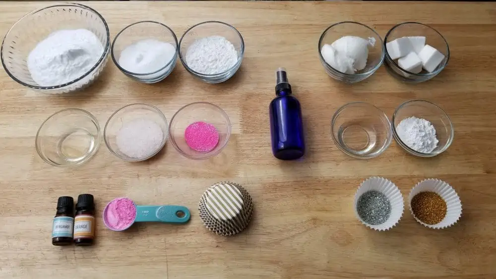 Ingredients to make bath bombs. Where can i buy bath bomb molds?