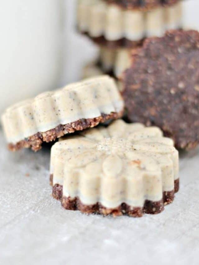 How To Make Cookies and Cream Keto Bomb Story