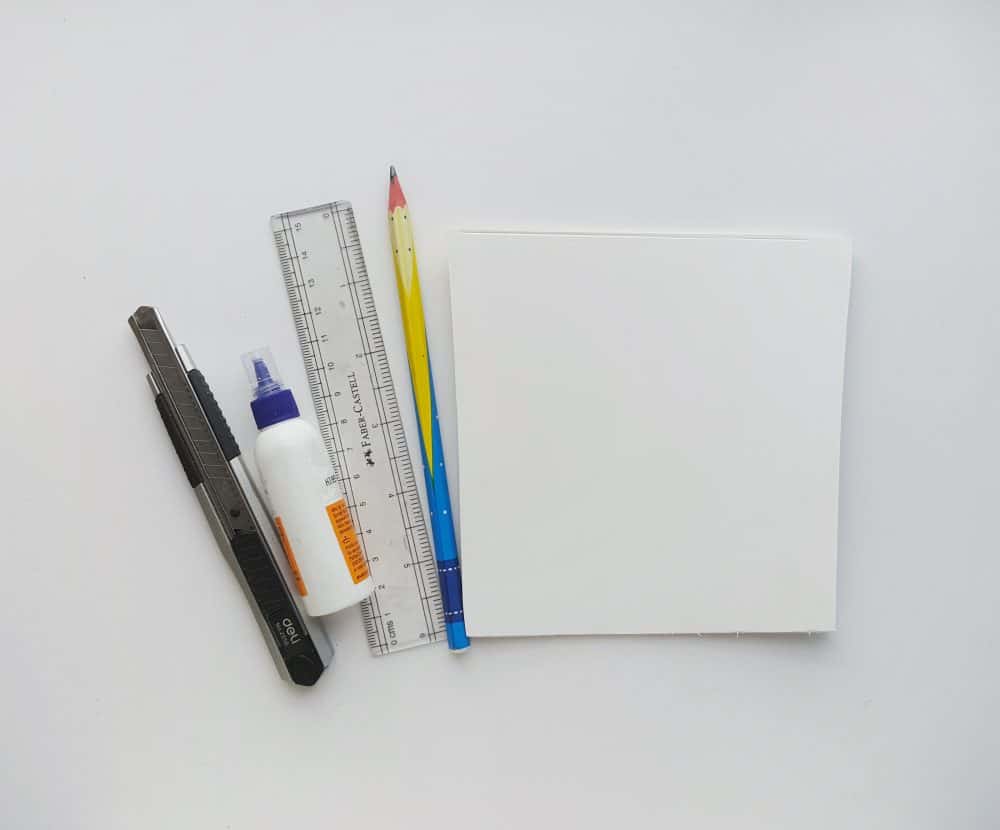 List of supplies for the quilling frame.