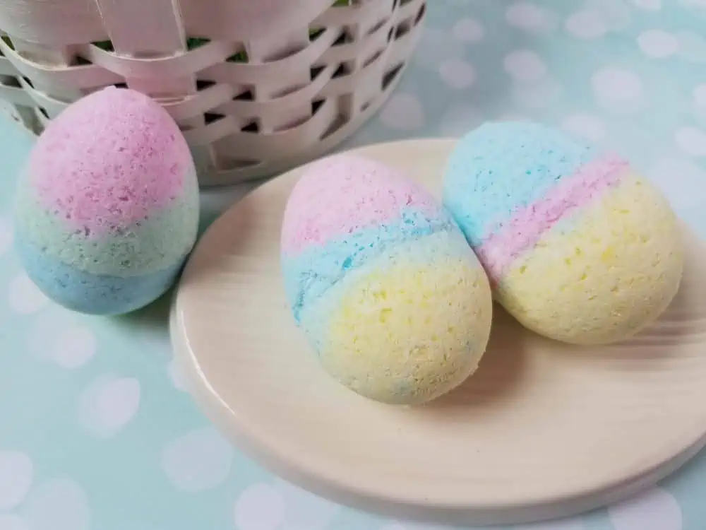 DIY Bath Bombs for Easter