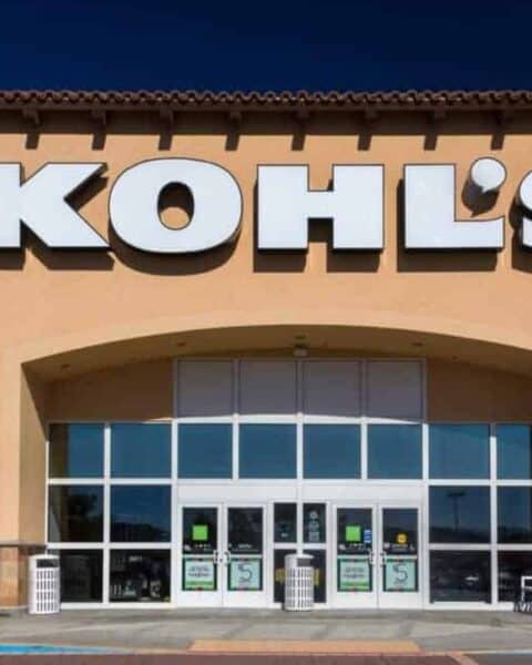 Kohl's storefront.