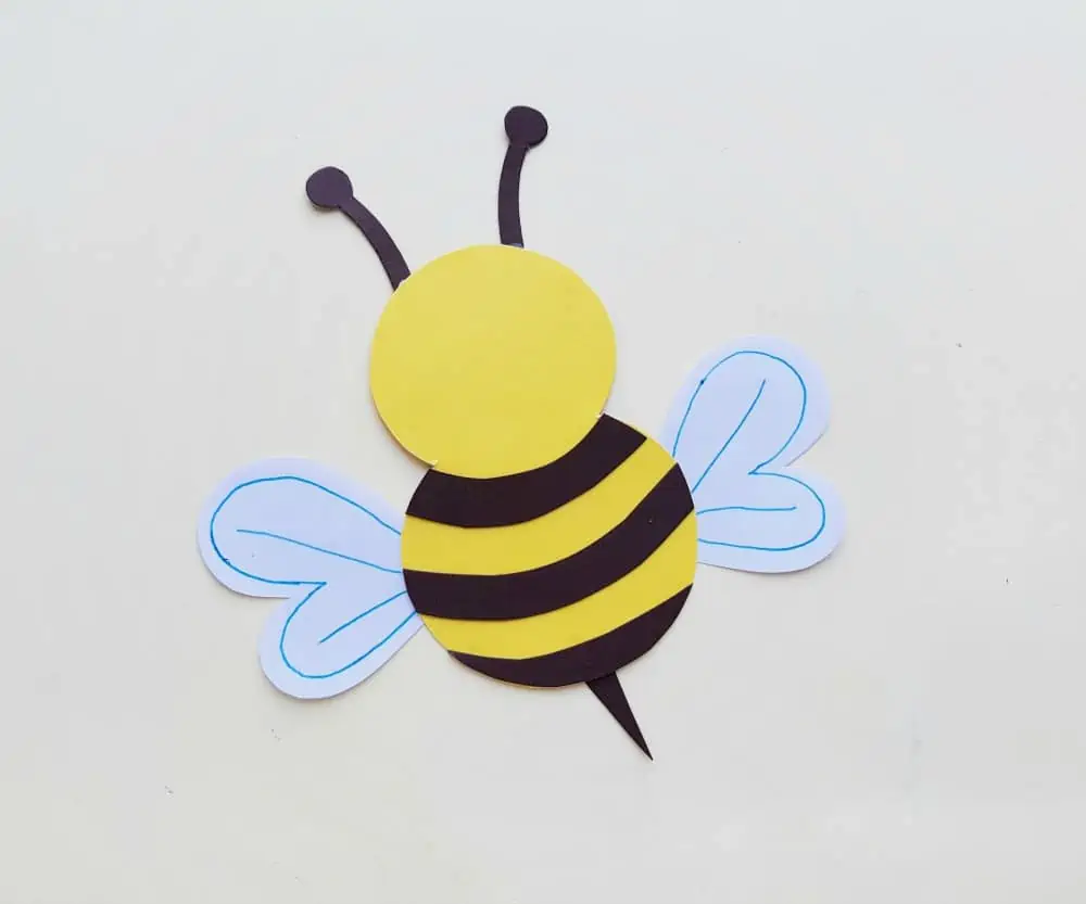 paper bee with antenna