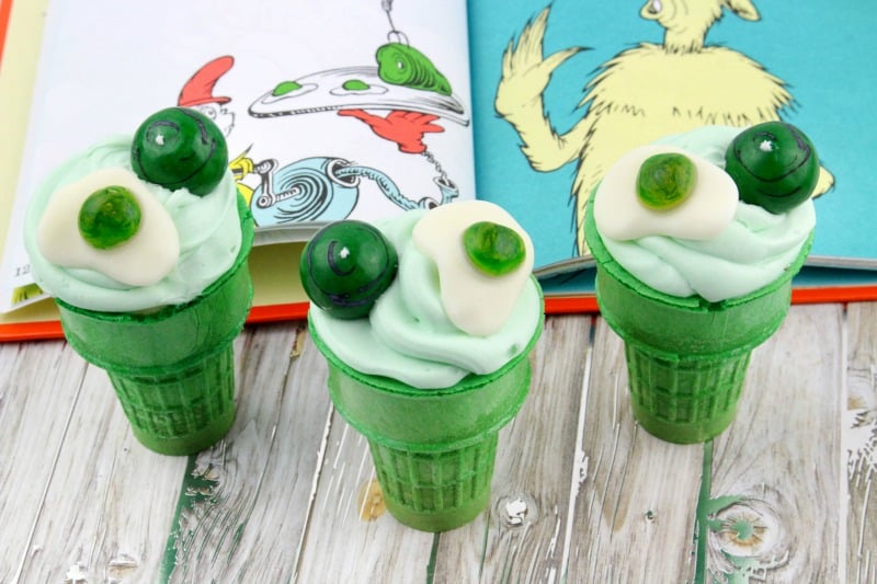 Green eggs and ham cupcakes.