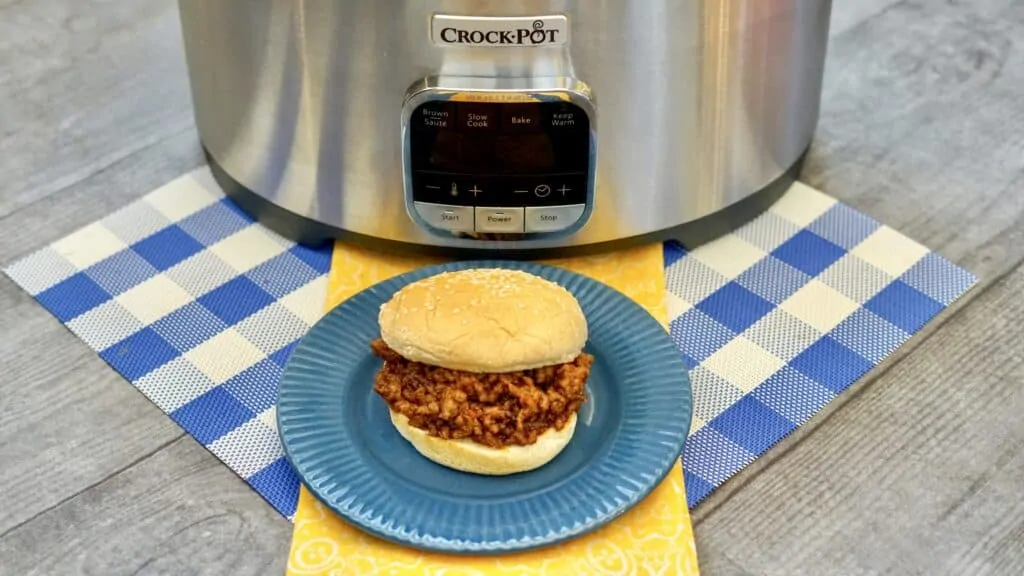 Sloppy joe ready to be eaten.