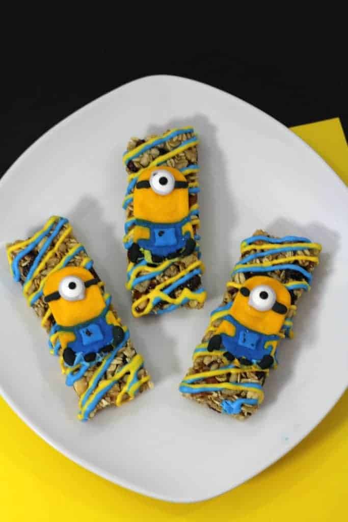 Minions granola bars.