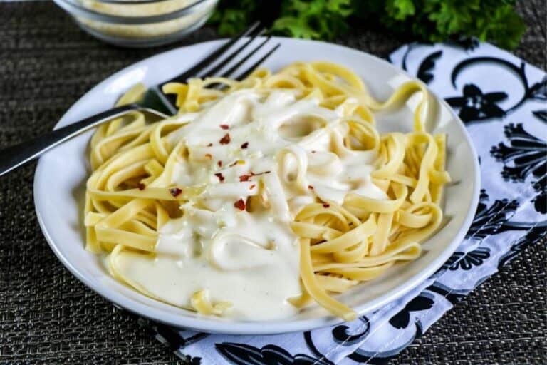 Copycat Olive Garden Garlic Alfredo Sauce Recipe Saving Dollars & Sense