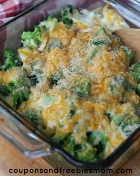 Cheesy broccoli in a casserole dish.