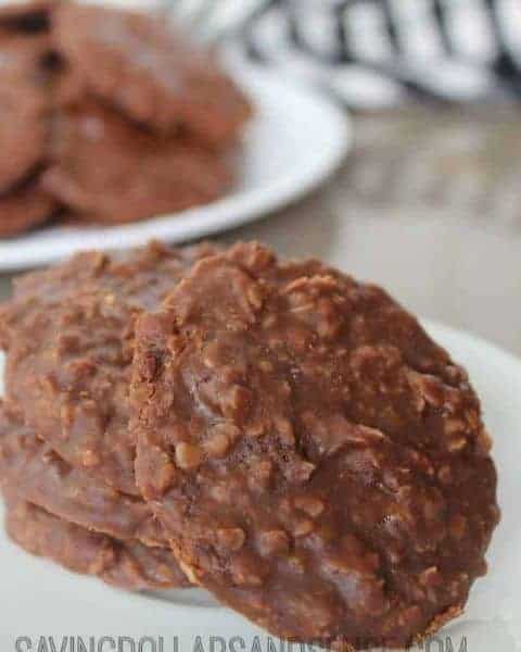 No Bake Chocolate Peanut Butter Oatmeal Cookies
