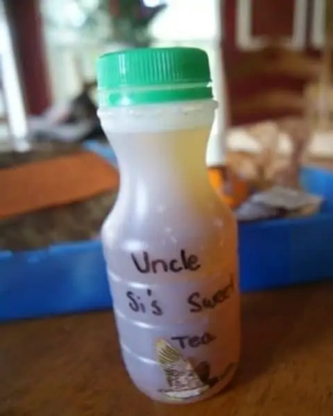 Duck Dynasty themed lunch, including Uncle Si's sweet tea.