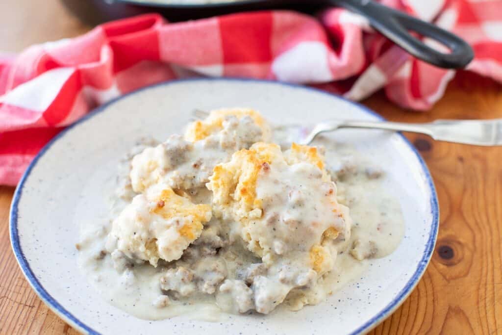 Biscuits and gravy skillet