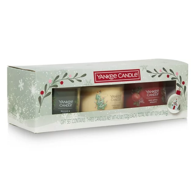 October 13th Yankee candle holiday gift set.