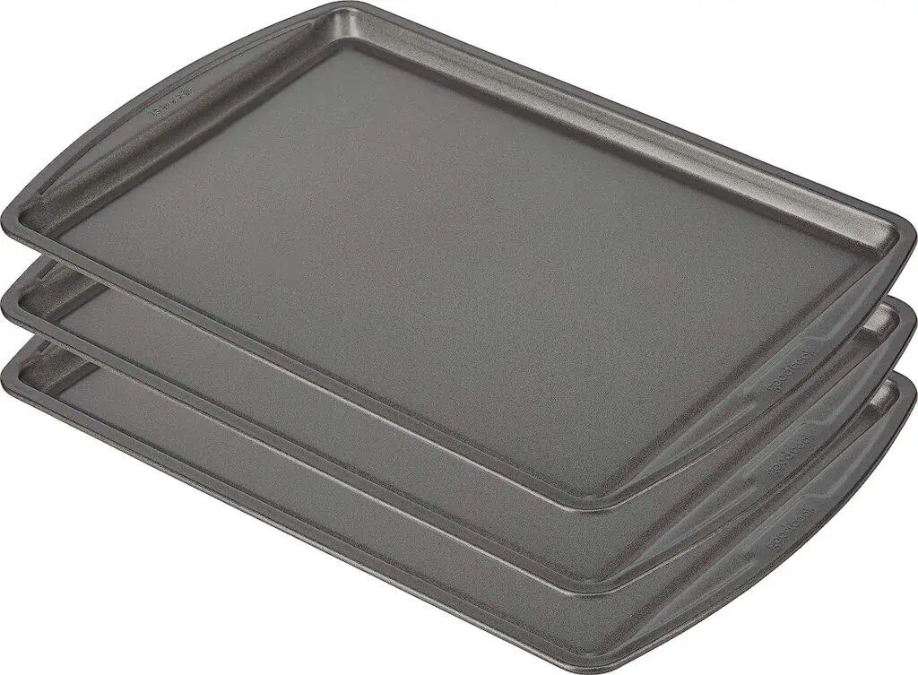 A set of three baking pans on a white background, perfect for your November 24th deals.