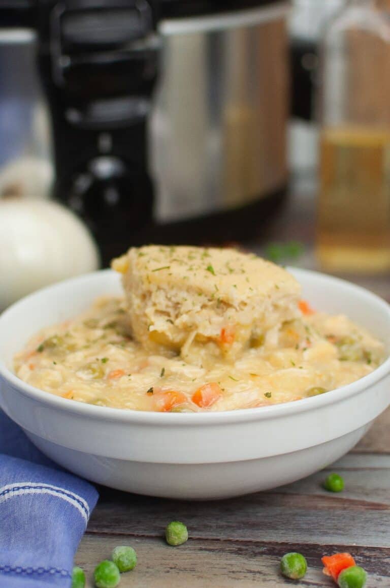Slow Cooker Chicken and Dumplings